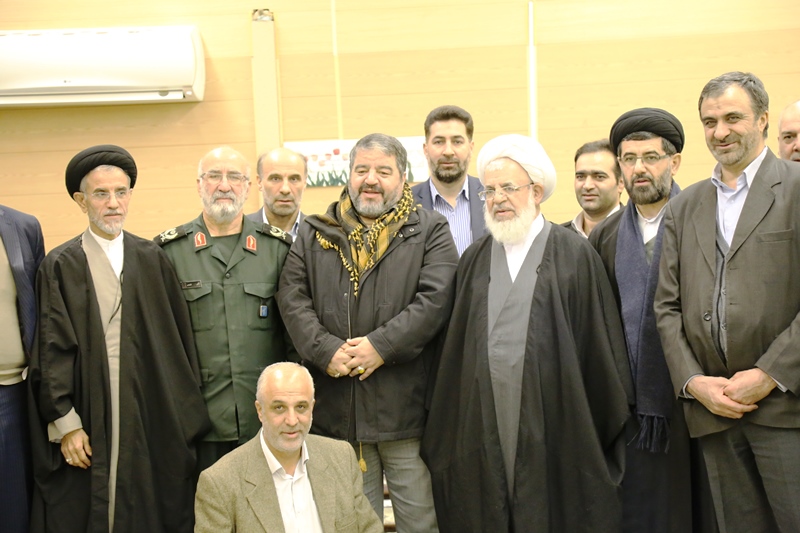 رئیس سازمان پدافند غیرعامل کشور با امام جمعه یزد دیدار کرد