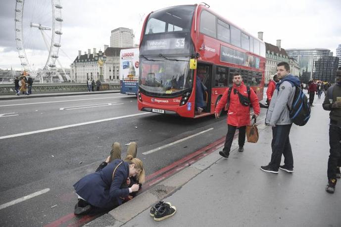 حمله تروریستی به پارلمان انگلیس در سالگرد حملات بروکسل + تصاویر