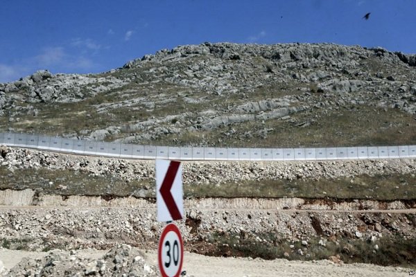 ترکیه ساخت دیوار در مرز با ایران را آغاز کرد